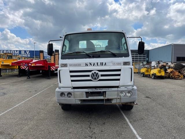 Volkswagen 15-180 2010 3744 Volkswagen 15-180 2010 1 image 8