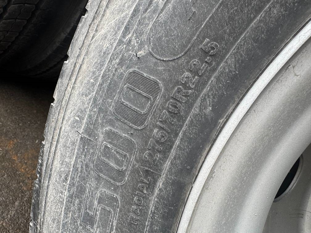 Heavy machinery product image - Image 8 of 15