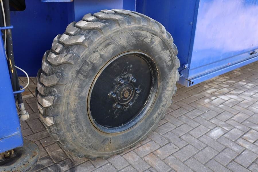 Liftlux SL245-25D 4WD Diesel, 4x4 Drive, 26.5m Working Hei 2003 LIFTLUX - SL245-25D 4WD - 50004 Liftlux SL245-25D 4WD Dies...