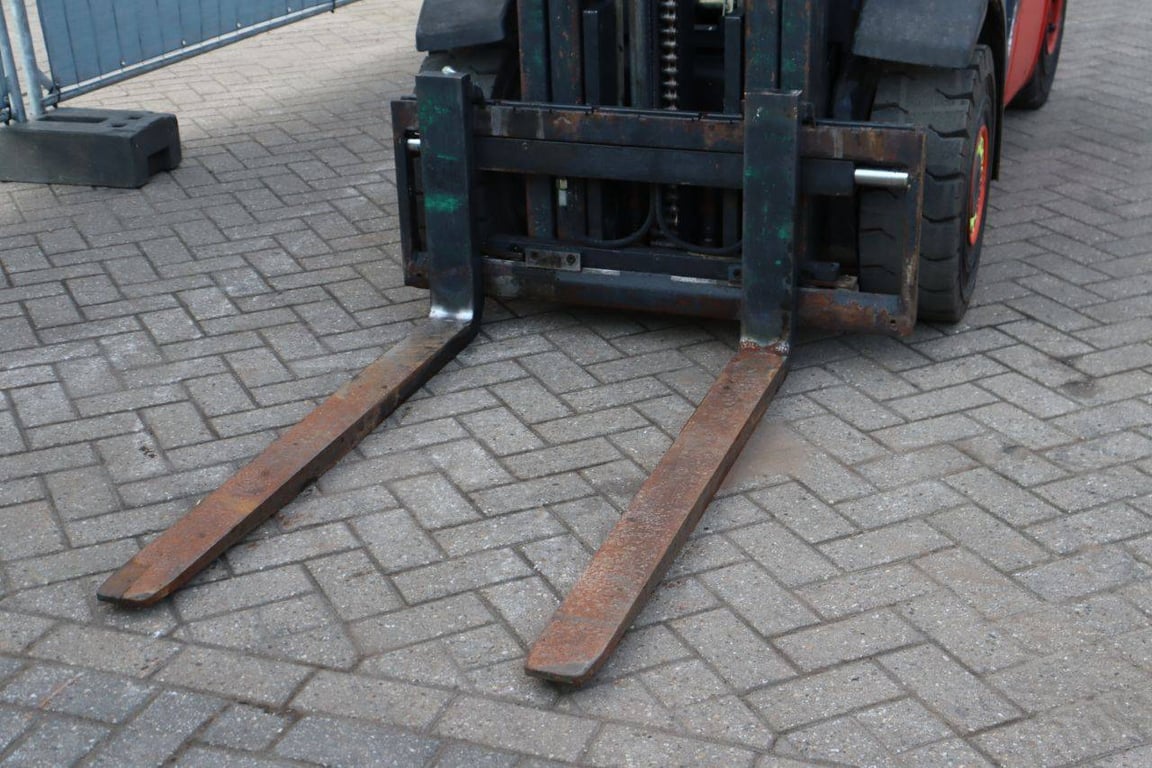 Forklift Linde H25D-02 Diesel 2500kg 2014 2014 H25D-02 2014 1 Forklift image 10