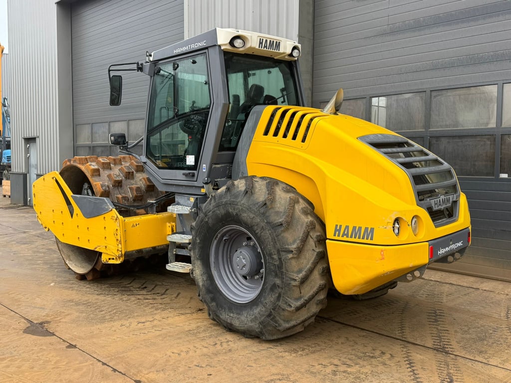 Hamm H13i Padfoot compactor 2016 00033612 H13i Padfoot compactor 2016 1 image 3