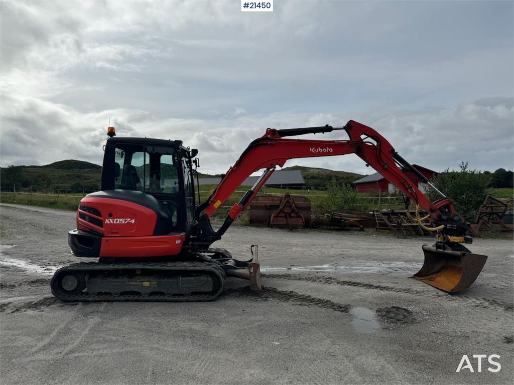 Kubota KX057-4 Tracked excavator w/ sanding bucket and ro 2013 21450 KX057-4 Tracked excavator w/ sanding bucket and ro 20...