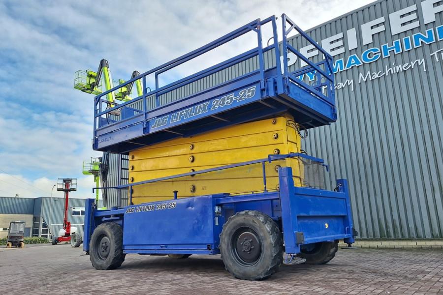 JLG 245-25 Diesel, 4x4 Drive, 26m Working Height, 750k 2008 JLG - 245-25 - 90379 245-25 Diesel, 4x4 Drive, 26m Working Hei...