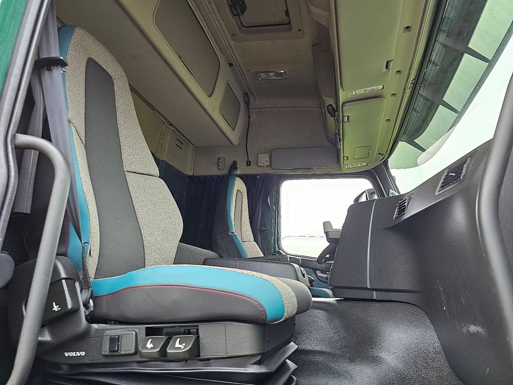 Heavy machinery product image - Image 7 of 16