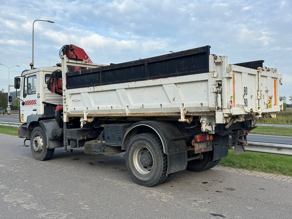 MAN 19.310 4x2 Kipper with HMF 1463K2 Crane 2001 00033534 19.310 4x2 Kipper with HMF 1463K2 Crane 2001 1 Crane trucks image 6