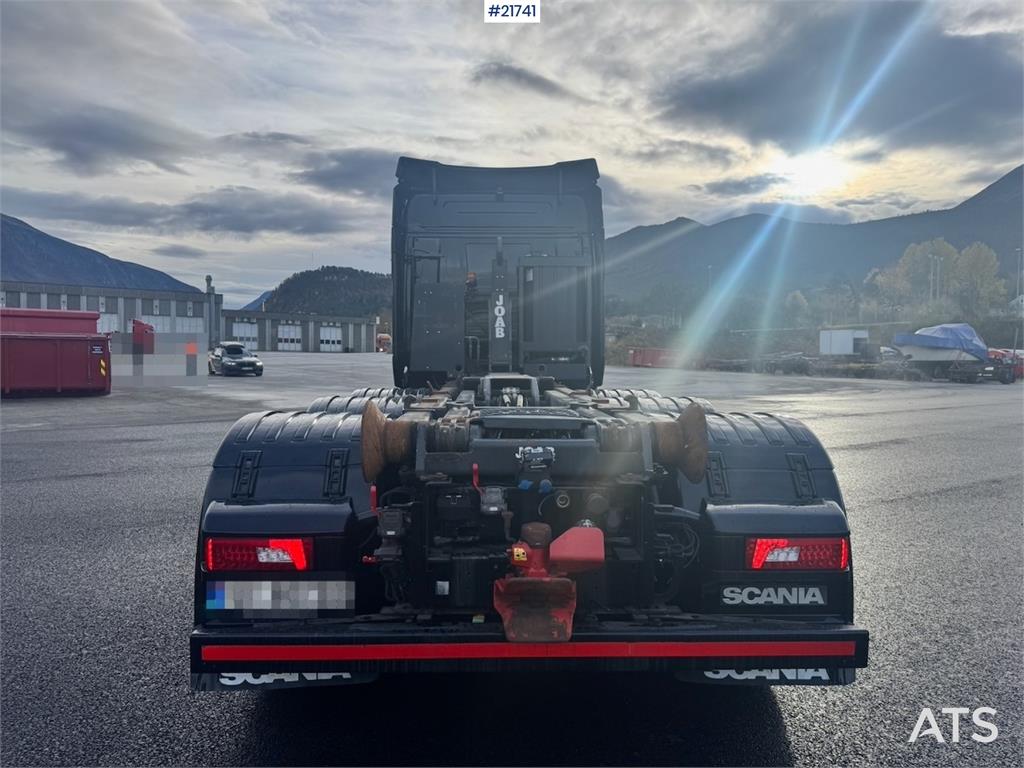 Scania R580 Tridem Hooklift w/ Crane hydraulics. Freshly 2018 21741 R580 Tridem Hooklift w/ Crane hydraulics. Freshly 2018...