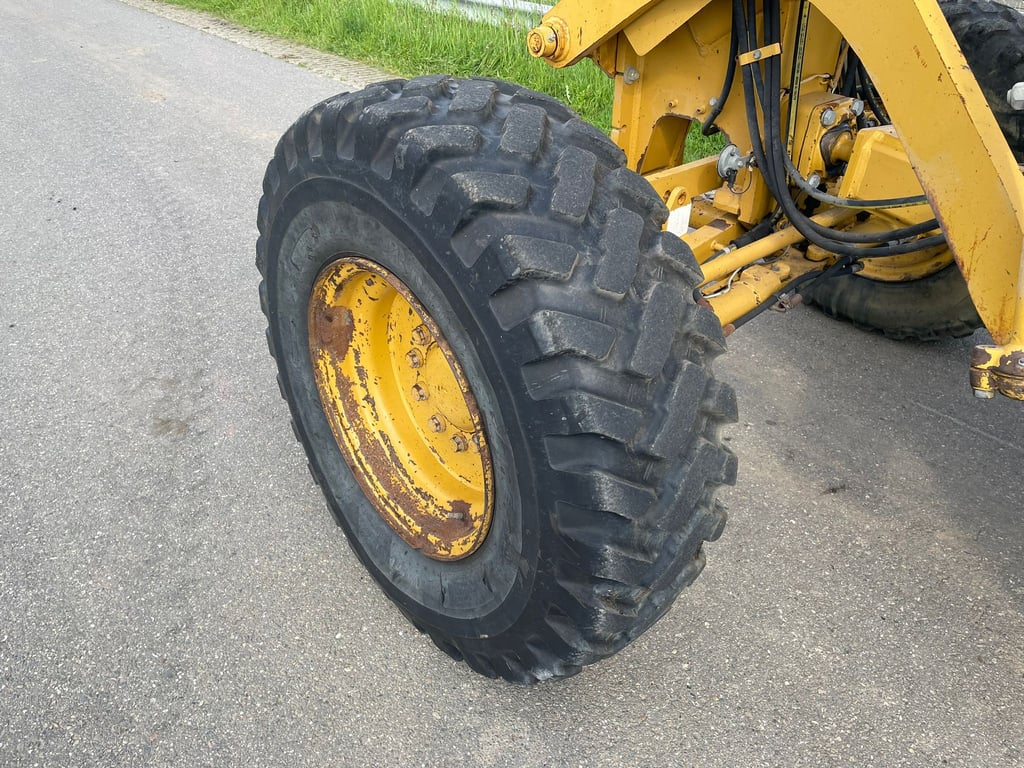 Caterpillar 12M 2011 00032663 12M 2011 1 image 10