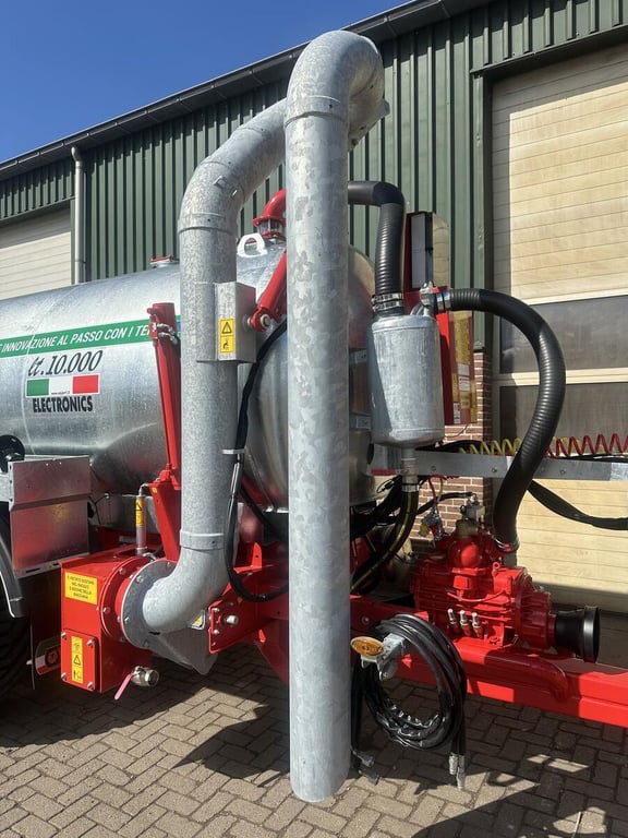 Vaia MB100 watertank met 8'' zuigarm - Nieuw 2025 12431 Vaia MB100 watertank met 8'' zuigarm - Nieuw 2025 0 image 7