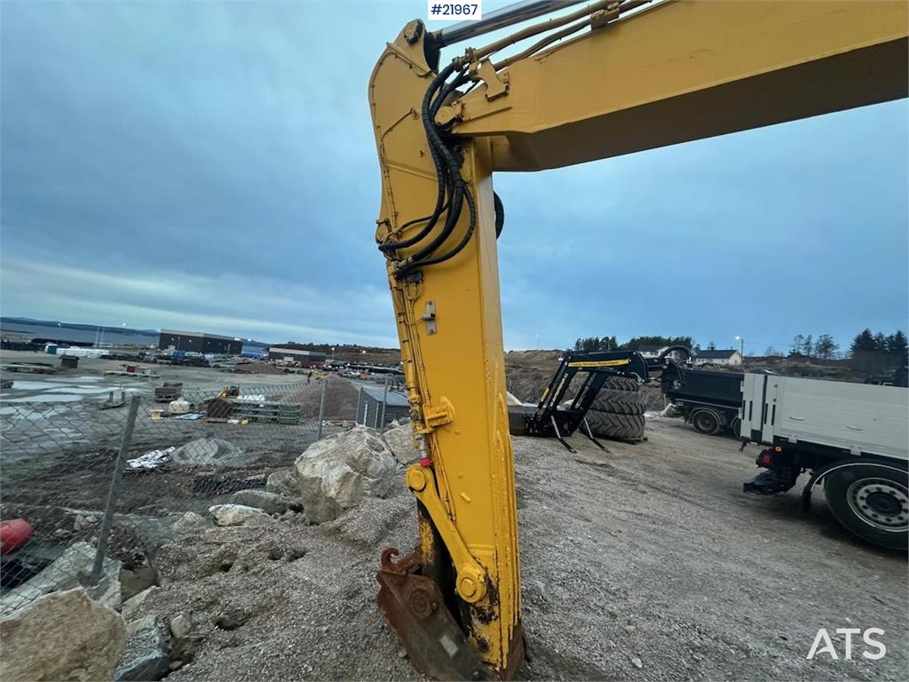 Komatsu PC240LC-8 Crawler Excavator w/ Digger Bucket. 2007 21967 PC240LC-8 Crawler Excavator w/ Digger Bucket. 2007 1 Craw...