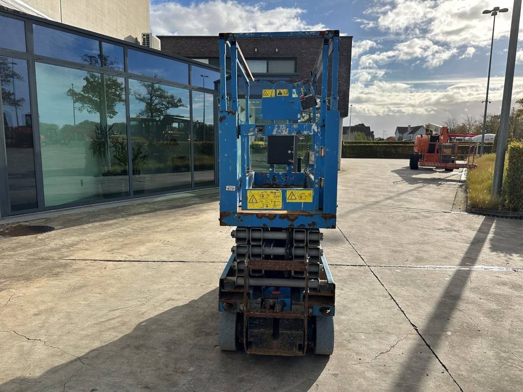 Scissor lift Genie GS-1930 Electric 7.85m 2015 2015 GS-1930 2015 1 Scissor Lifts image 2