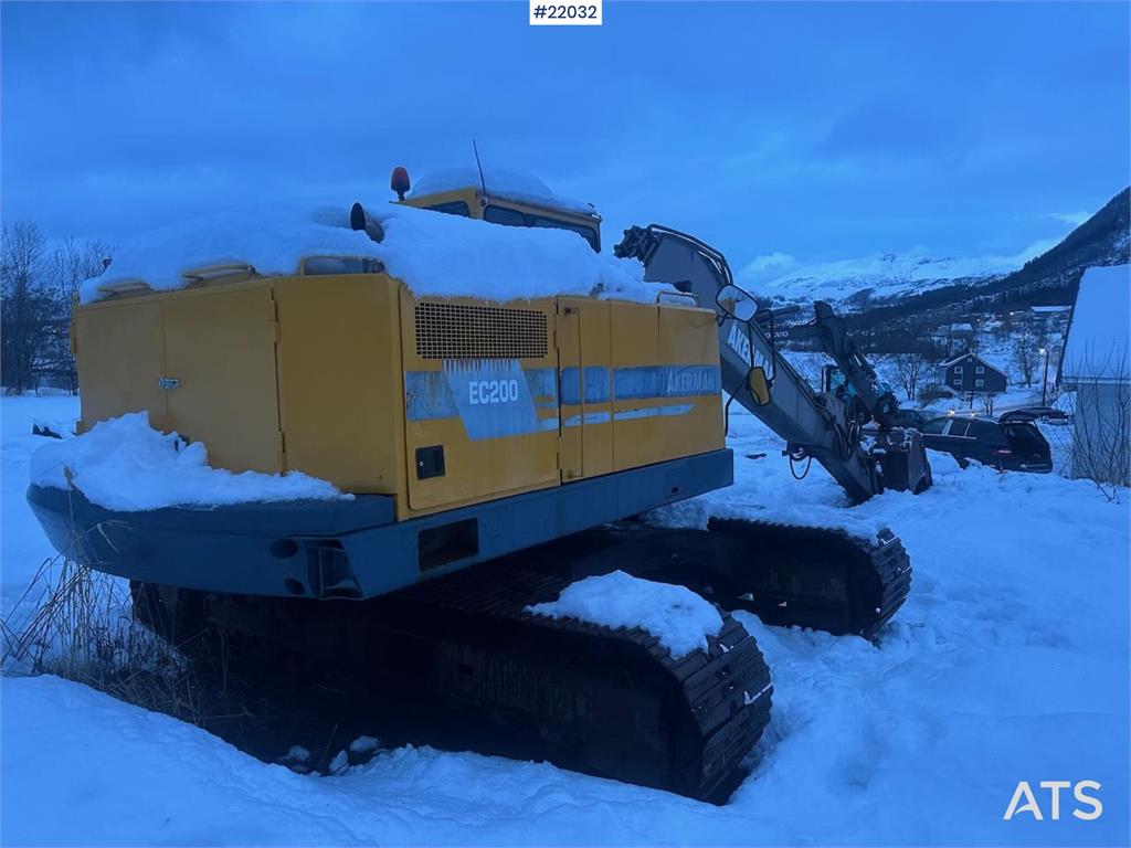 Åkerman EC200 excavator with 2 buckets. SEE VIDEO. 1996 22032 Akerman EC200 excavator with 2 buckets. SEE VIDEO. 1996 1 Cr...