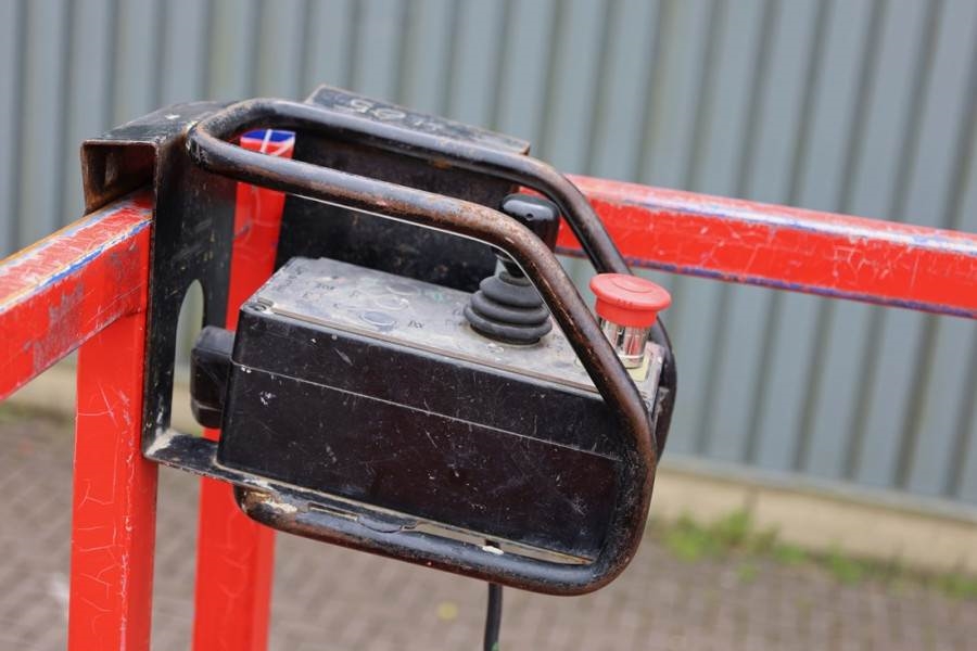 Holland Lift Ecostar HL-7814 Electric, 10m Working Height, 450k 2015 HOLLAND LIFT - Ecostar HL-7814 - 63507 Holland lift E...