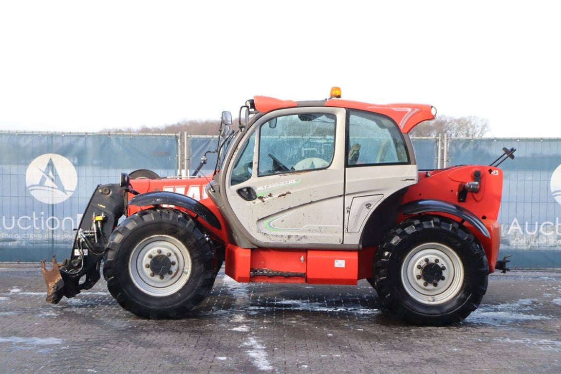 Heavy machinery product image - Image 2 of 3