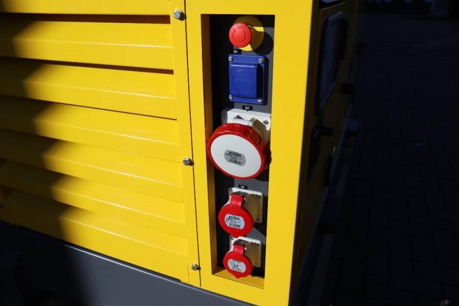 Atlas Copco QAS 40 ST3 Valid inspection, *Guarantee! Diesel, 4 2023 ATLAS COPCO - QAS 40 ST3 - 61591 QAS 40 ST3 Valid insp...