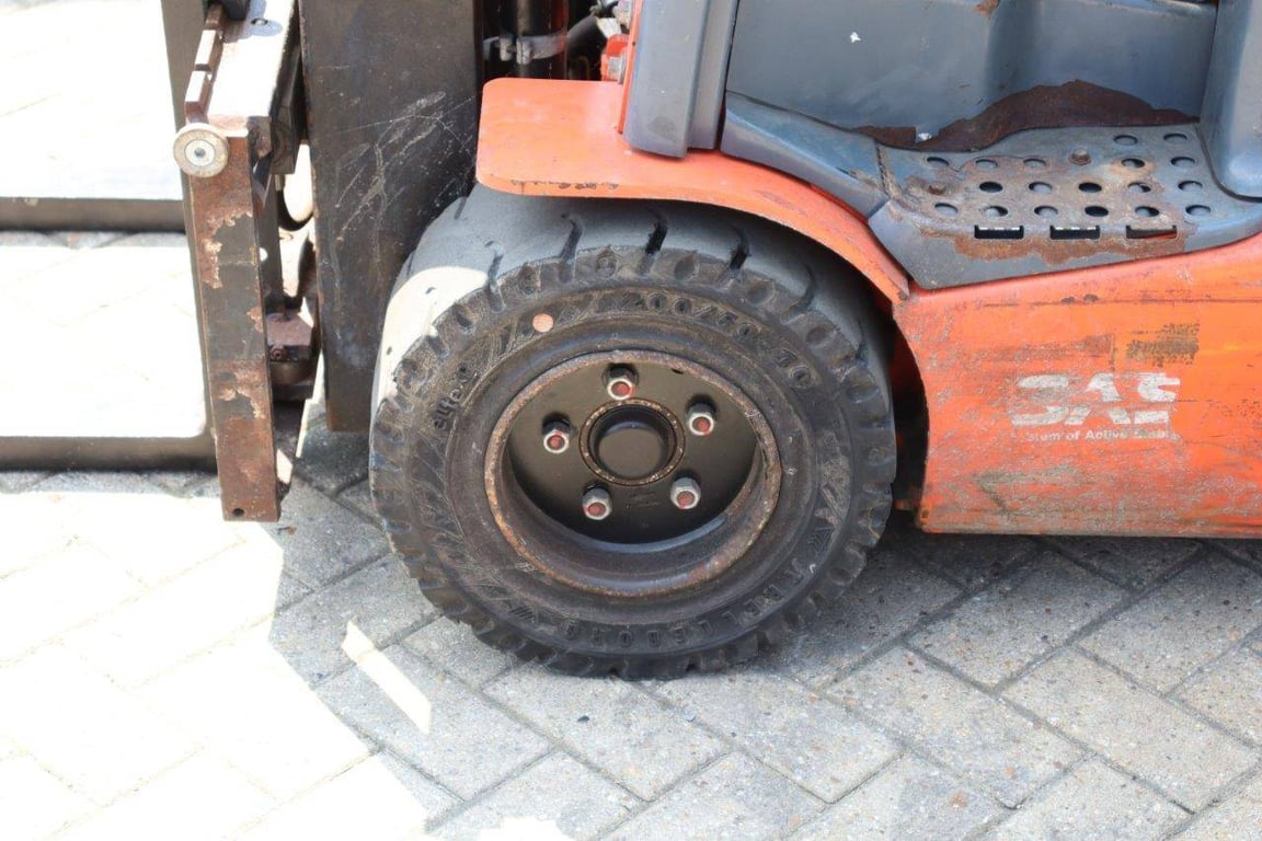 Forklift Toyota 8FBET18 Electric 1800kg 5m 2013 2013 8FBET18 2013 1 Forklift image 14