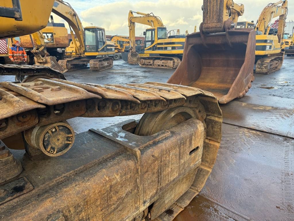 CAT 390 D L ME 2013 5438 390 D L ME 2013 1 Crawler Excavators image 10