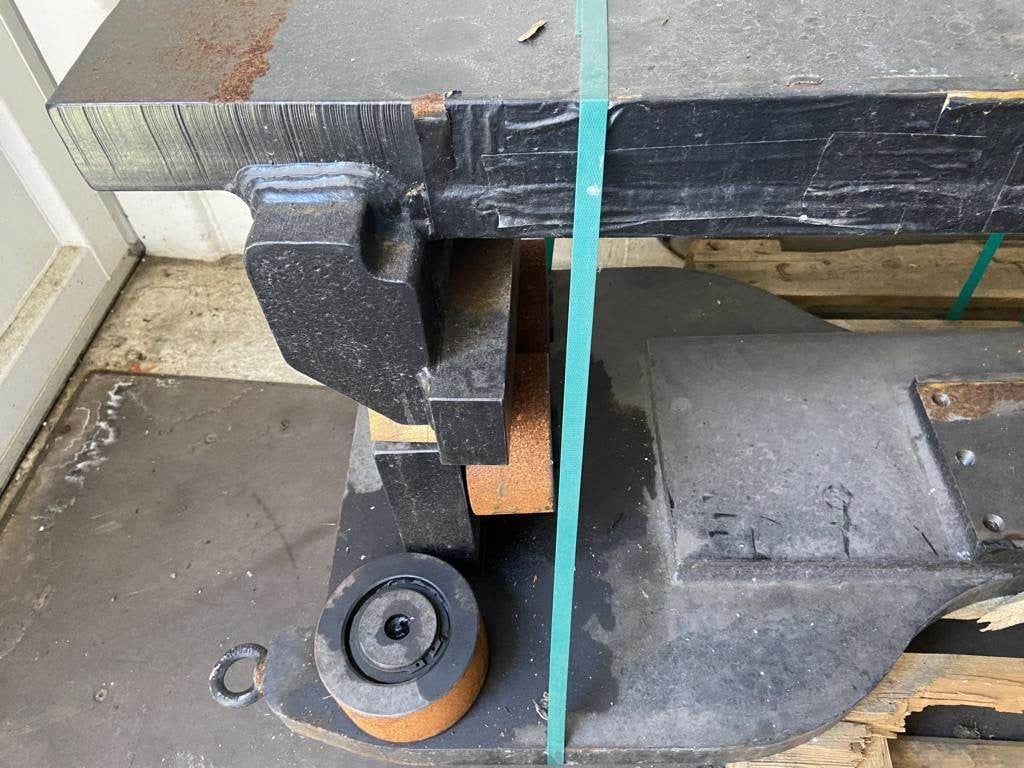 Svetruck 37.000 kg 1200 LSP 2008 DIV1302 Svetruck 37.000 kg 1200 LSP 2008 1 image 2