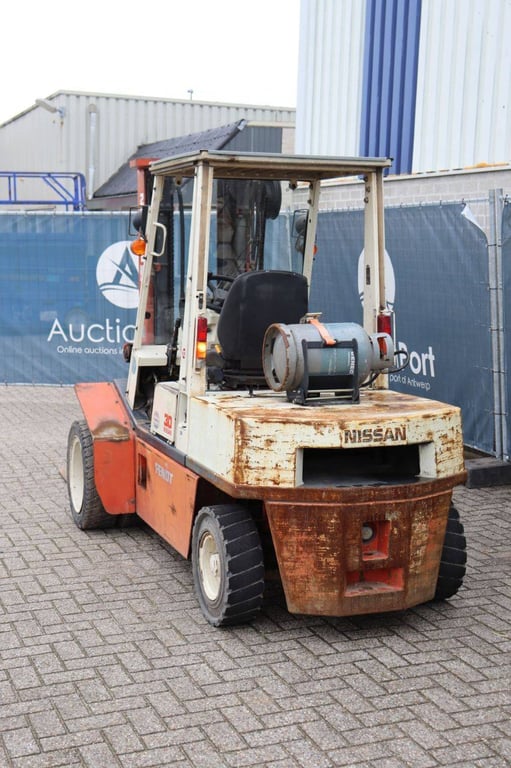 Forklift Nissan 30 LPG 1991 RHG02 A 30U 1991 1 Forklift image 4