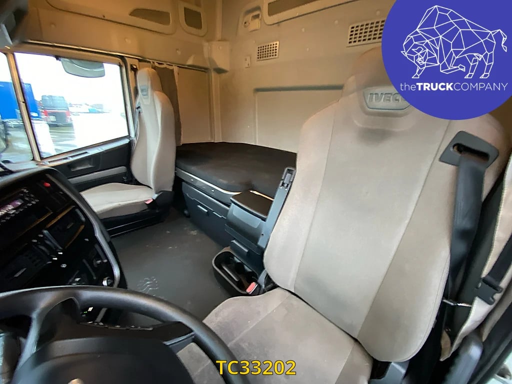 Iveco Stralis 420 2016 TC33202 Stralis 420 2016 1 image 15
