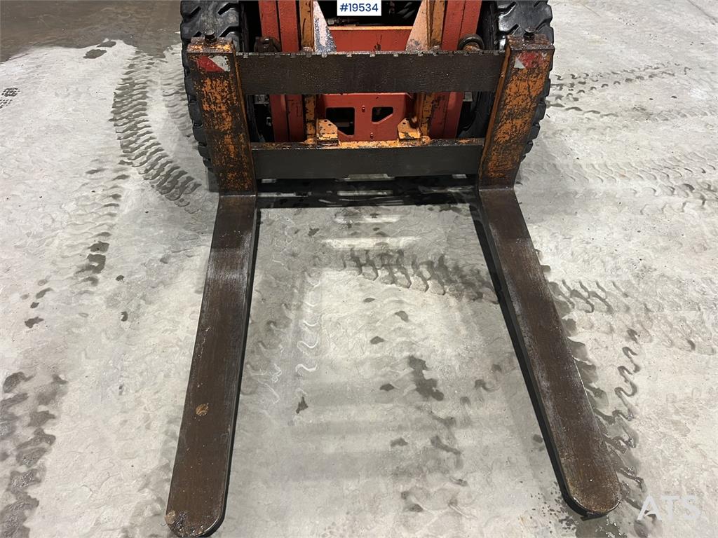 Toyota 02-3FD33 forklift WATCH VIDEO 2002 19534 02-3FD33 forklift WATCH VIDEO 2002 1 Forklift image 12