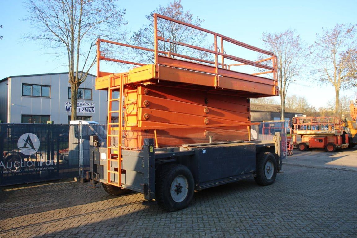 Scissor lift JLG 245-25 Diesel 26.5m 2007 2007 245-25 2007 1 Scissor Lifts image 8
