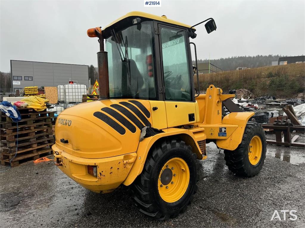 Volvo L35B Wheel Loader 2004 21914 L35B Wheel Loader 2004 1 Wheel Loaders image 17