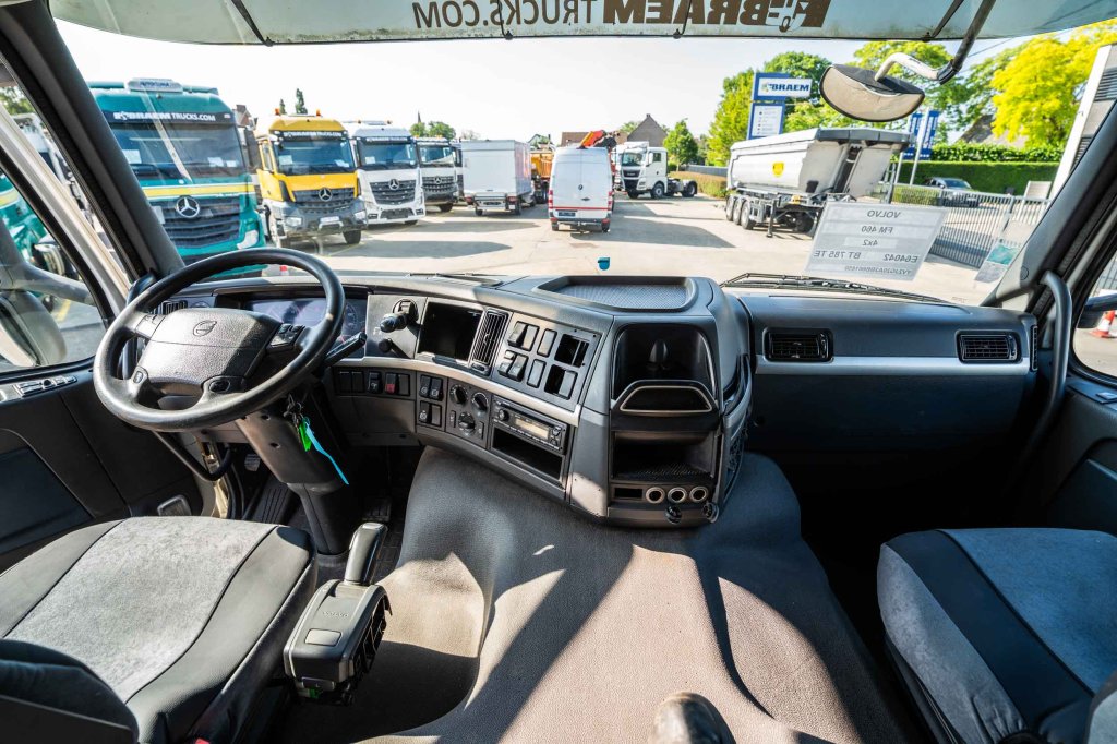VOLVO FM (FH) 460 GLOB +VOITH+KIPHYDR. 2011 E64042 FM (FH) 460 GLOB +VOITH+KIPHYDR. 2011 1 image 11