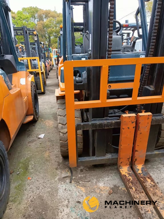 Toyota Forklift 5 Tons Good Quality For Sale 7FDA50 2019 1 Forklift image 4