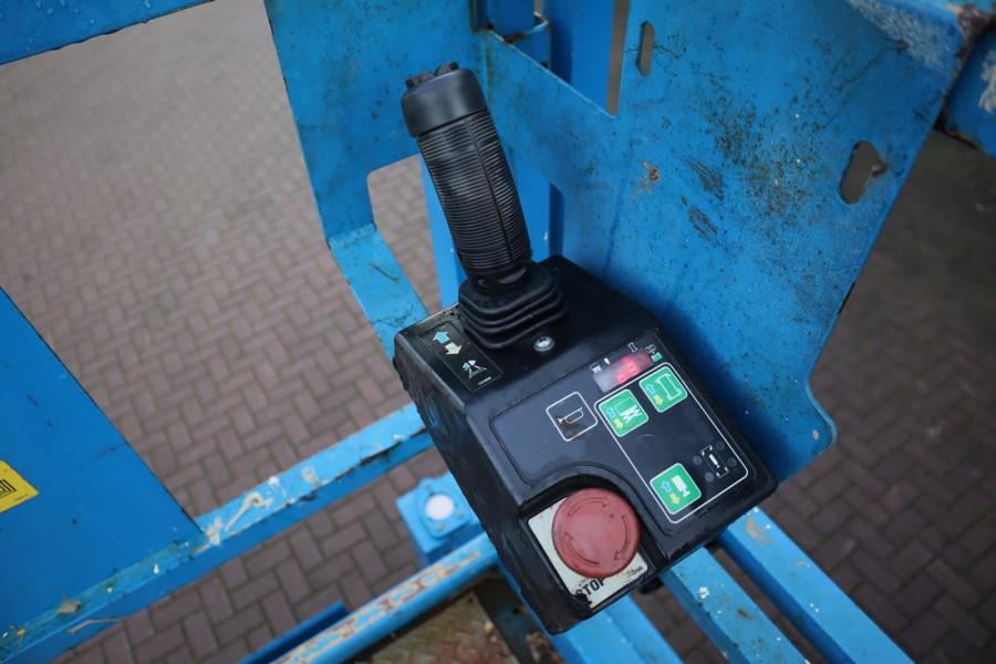 Genie GS4069DC Electric, 14m Working Height, 363kg Capac 2014 GENIE - GS4069DC - 61986 GS4069DC Electric, 14m Working Heig...