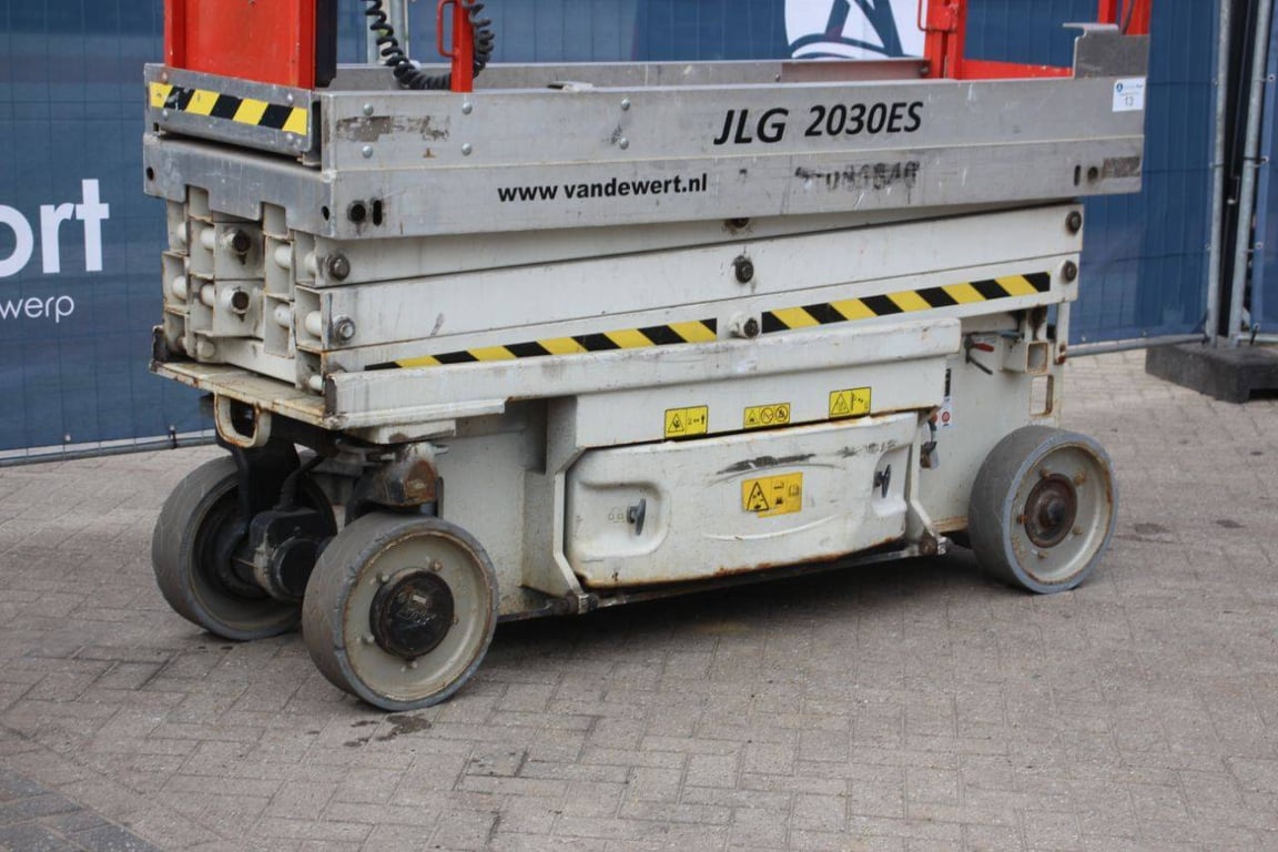 Scissor Lift JLG 2030ES Electric 2006 2006 2030ES 2006 1 Scissor Lifts image 9