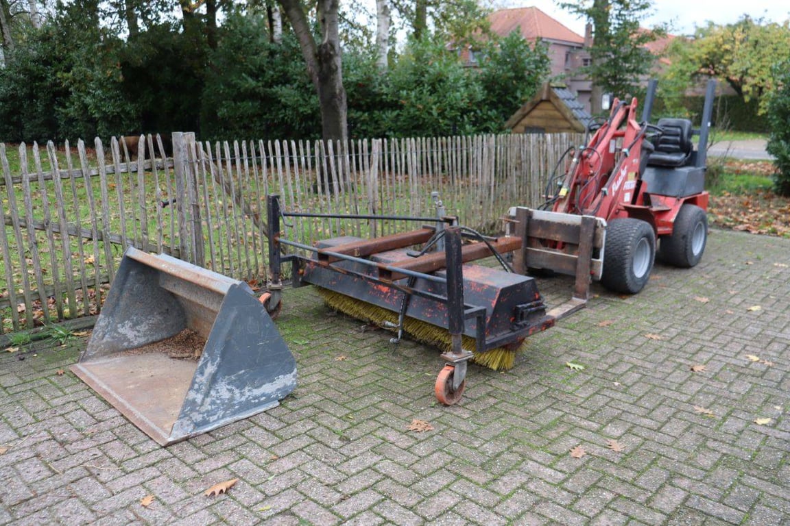 Articulated loader Fuchs F853H Diesel 21kW 2004 2004 Fuchs F853H 2004 1 image 9