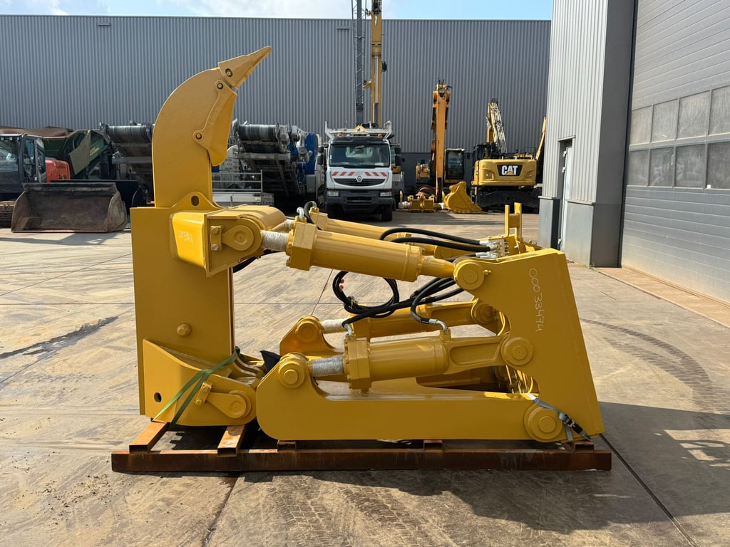 Caterpillar D8T D8R D8N Single Shank Ripper (forged shanks) 2025 00033474 D8T D8R D8N Single Shank Ripper (forged shanks) ...