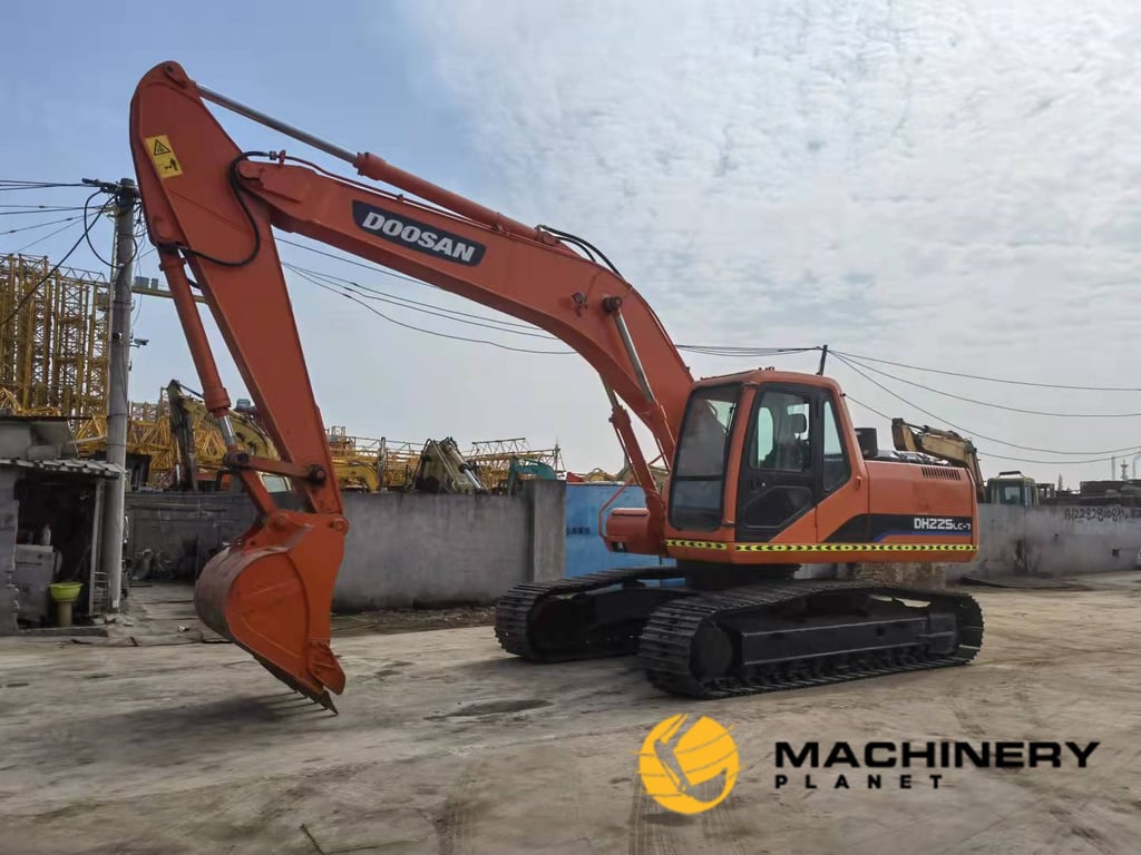 DOOSAN DH225LC-7 Used Crawler Excavator Hot Sale DH225LC-7 2019 1 Crawler Excavators image 6