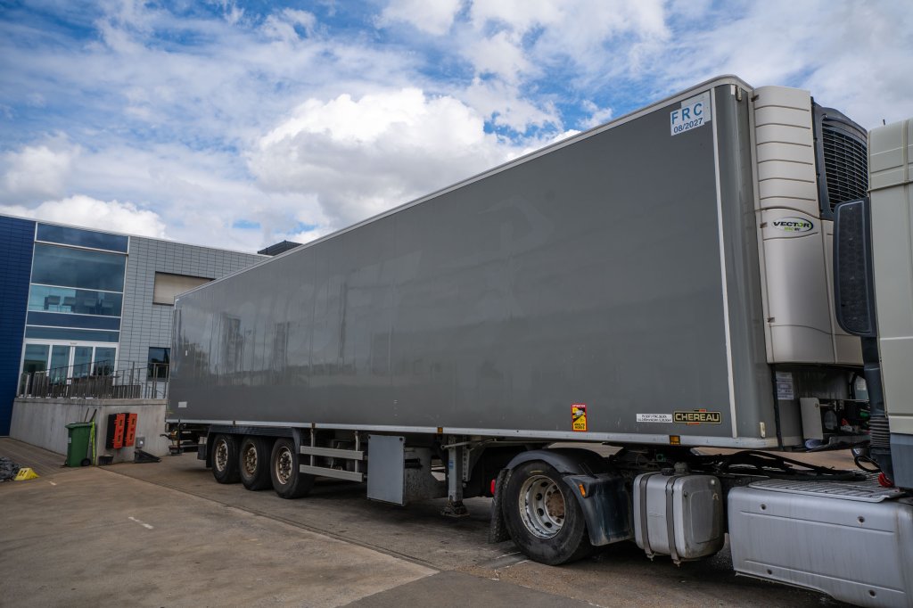 CHEREAU CHEREAU+CARRIER 1950 MT+DHOLLANDIA 2.5T 2015 E64417 Chereau CHEREAU+CARRIER 1950 MT+DHOLLANDIA 2.5T 2015 1 image 2