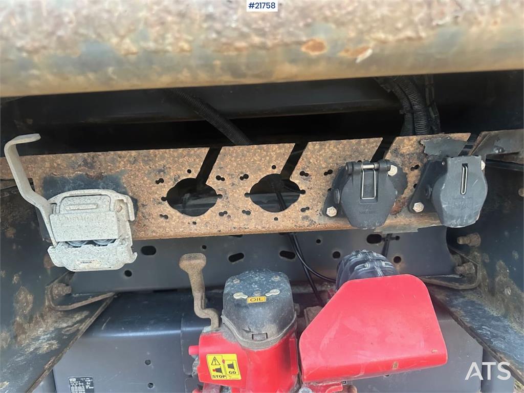 Volvo FM450 box truck 6x2 w/ full side opening, 2 zone u 2016 21758 FM450 box truck 6x2 w/ full side opening, 2 zone u 201...