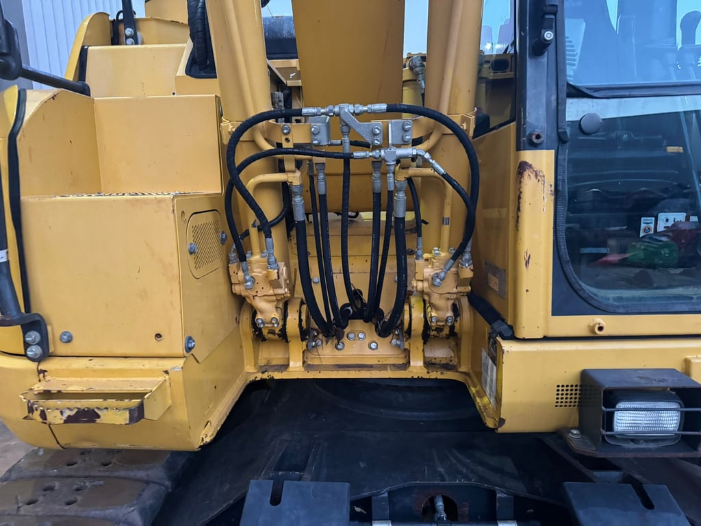 Komatsu PC138-11 2017 00033777 PC138-11 2017 1 image 10