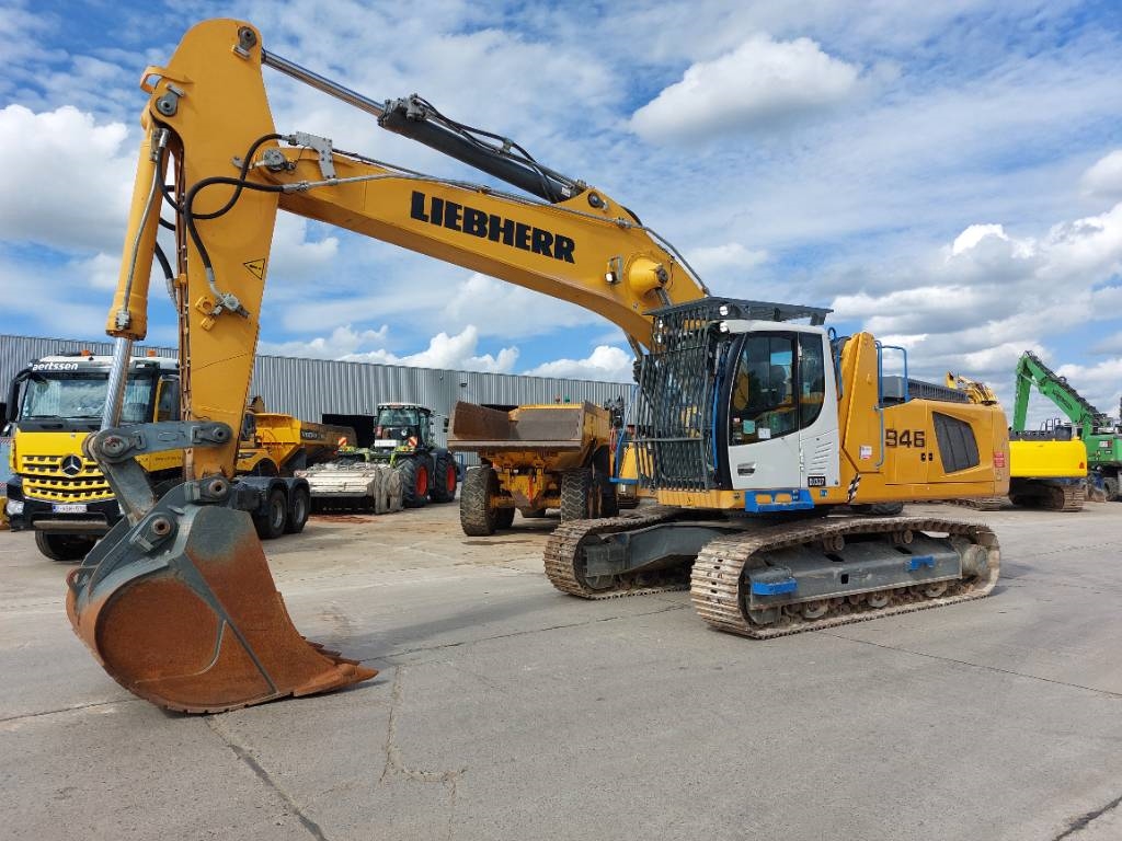 Liebherr R 946LC (Lifting Cab) 2018 ATR-2097 R 946LC (Lifting Cab) 2018 1 Crawler Excavators image 3