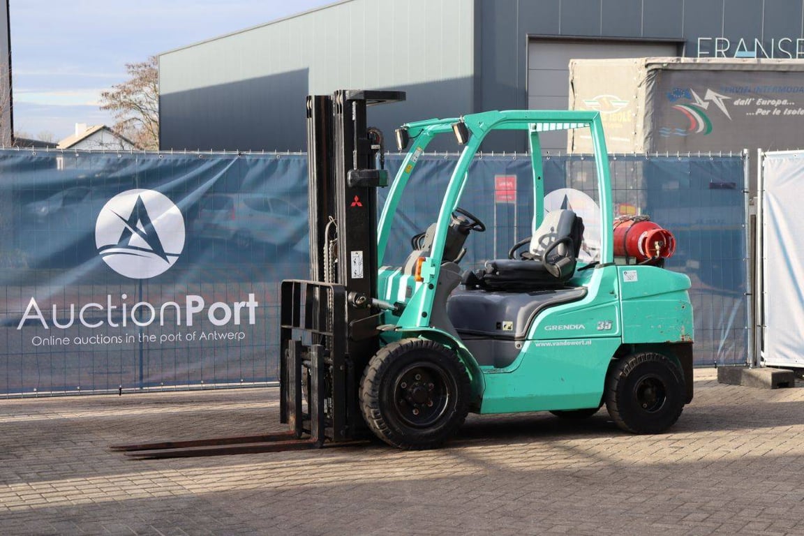 Forklift Mitsubishi FG35N LPG 3500kg 2010 2010 FG35N 2010 1 Forklift image 9