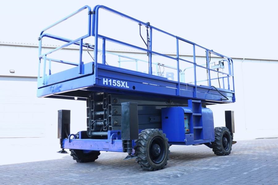 Haulotte H15SXL Diesel, 4x4 Drive, 15m Working Height, 500k 2008 HAULOTTE - H15SXL - 50002 H15SXL Diesel, 4x4 Drive, 15m W...