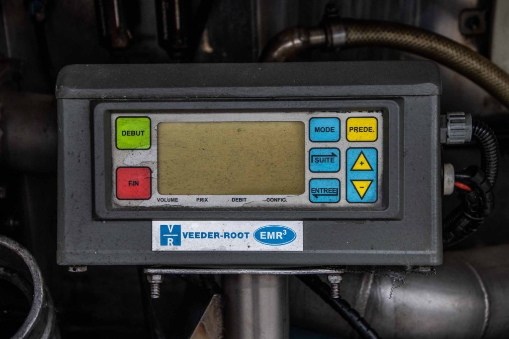 MERCEDES ACTROS 2544-MP3+MAGYAR INOX18.200L+17.700L/2X6COMP 2012 E58549 ACTROS 2544-MP3+MAGYAR INOX18.200L+17.700L/2X6COMP...