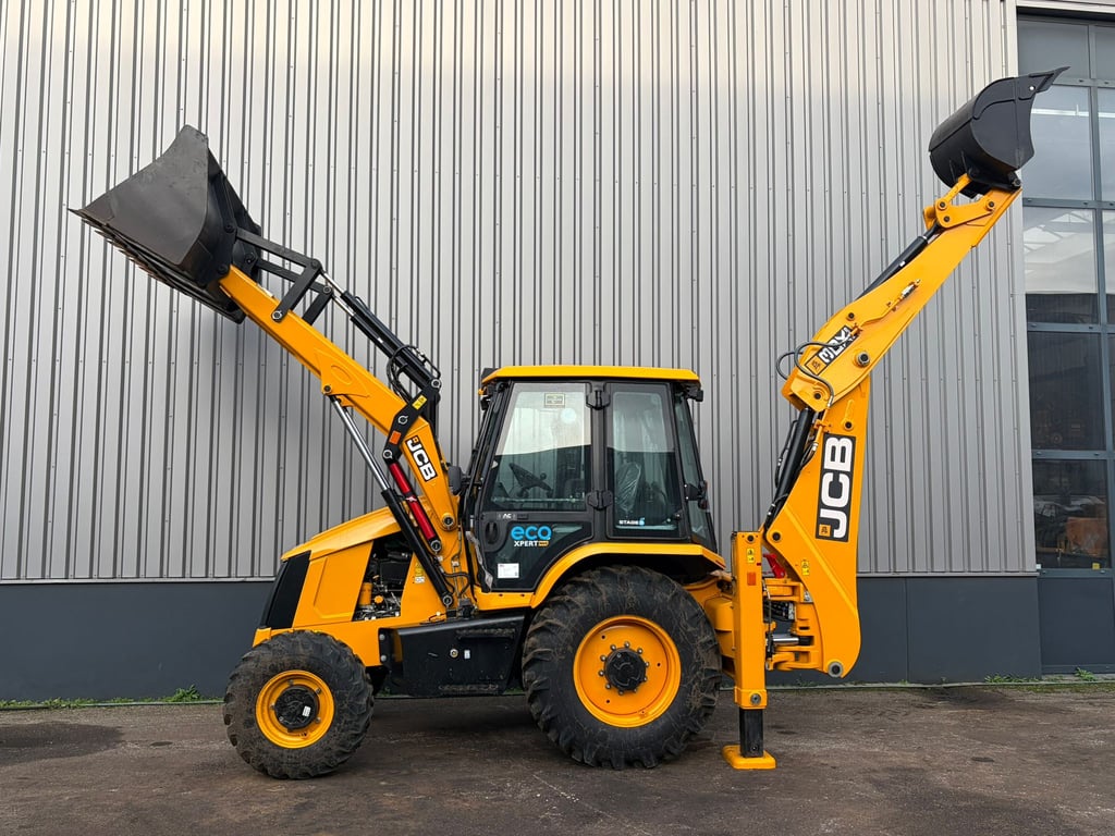 JCB 3DX (3CX) Plus 4x4 AC Cabin Hammerlines 2025 00033733 3DX (3CX) Plus 4x4 AC Cabin Hammerlines 2025 0 image 13