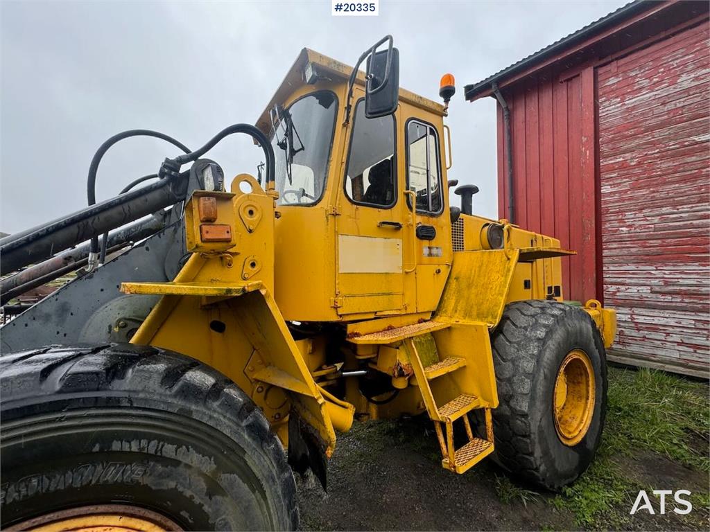 Volvo L90 Wheel Loader w/ overhauled engine. 1990 20335 L90 Wheel Loader w/ overhauled engine. 1990 1 Wheel Loaders image 15