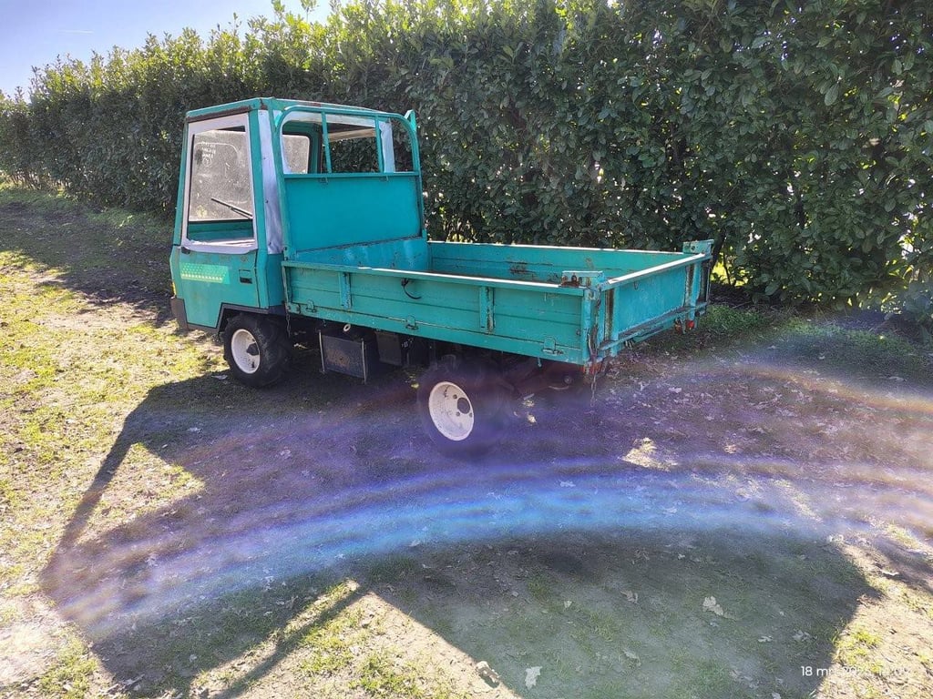 Ligier Movan 4x4 tipper Ligier Movan Utility vehicle 1 Tipper trucks image 3
