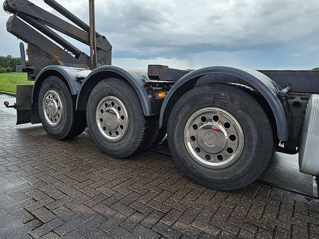 SCANIA R164.480 side loader 2002 R164.480 SIDE LOADER 2002 1 image 13