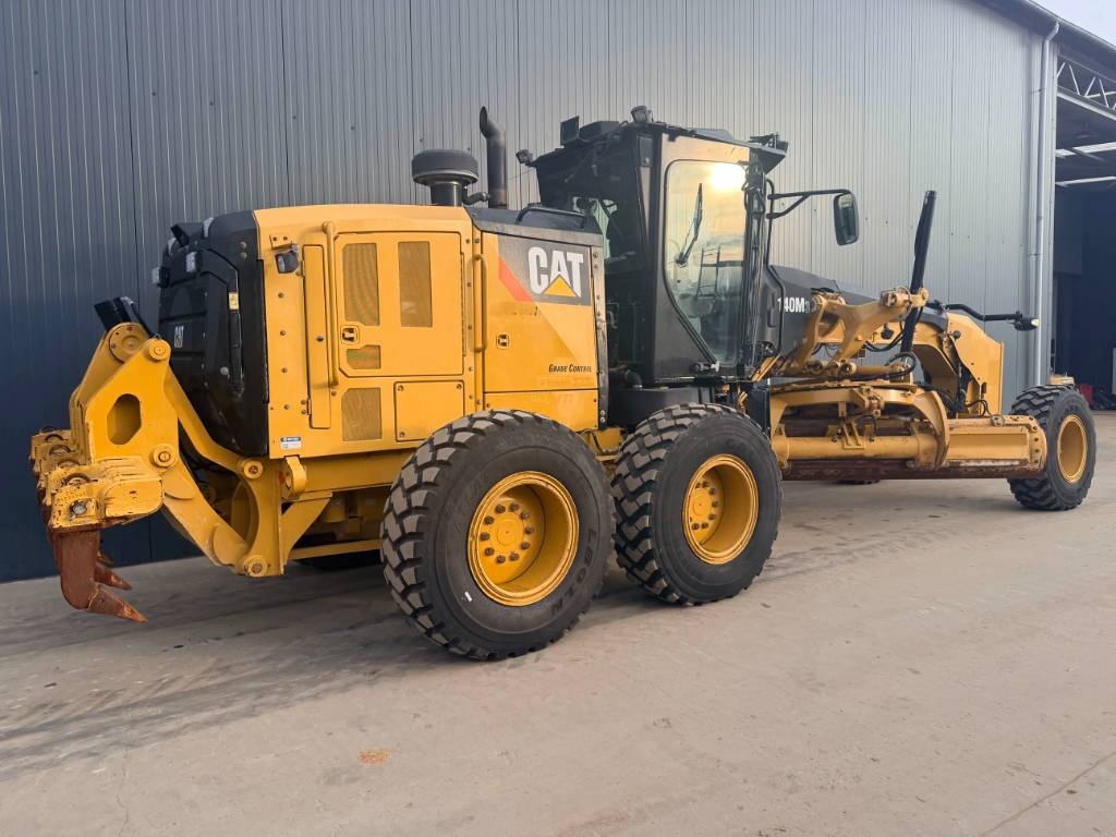 CAT 140M3 2017 210103 140M3 2017 1 Motor graders image 4