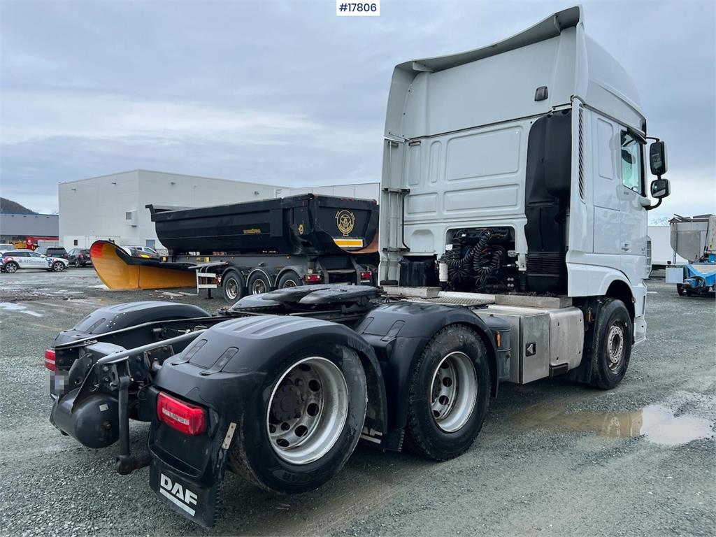 DAF XF 530 6x2 Truck. WATCH VIDEO 2018 17806 DAF XF 530 6x2 Truck. WATCH VIDEO 2018 1 Tractor Units image 6