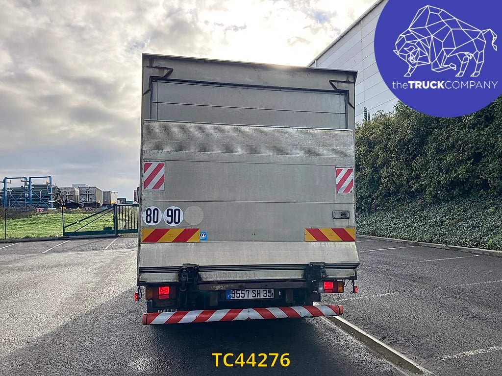 Iveco EuroCargo 100 E15 2002 TC44276 EuroCargo 100 E15 2002 1 image 3