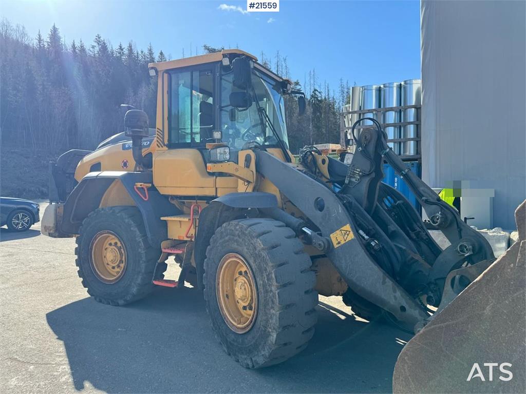 Volvo L60H Wheel Loader WATCH VIDEO 2016 21559 L60H Wheel Loader WATCH VIDEO 2016 1 Wheel Loaders image 3