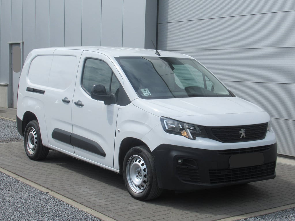 Peugeot Partner 1.5 BlueHDi Automatic Diesel 2023 2023 Peugeot Partner (III) 1.5 BlueHDi Automatic 2023 1 image 4