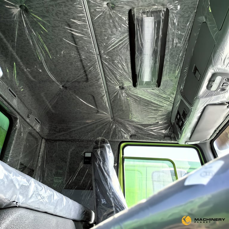 Heavy machinery product image - Image 5 of 6